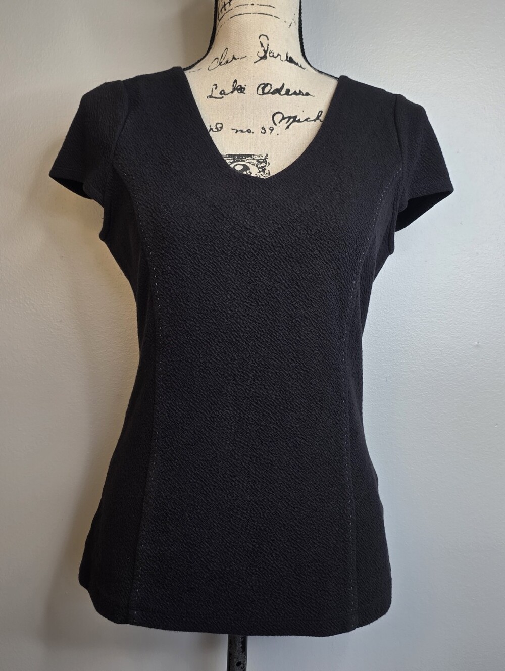 Anthropologie postmark Black textured V-neck top with short sleeves. Size: M